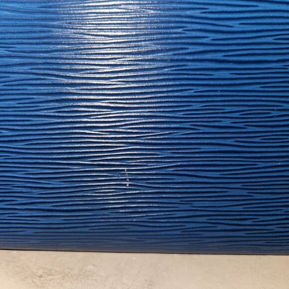 Louis Vuitton Epi Pochette Accessories Pouch Blue - Picture 3 of 7
